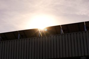 Thermochromic Smart Windows | Self-Tinting Passive Solar Glazing | Energy-Saving Building Glass